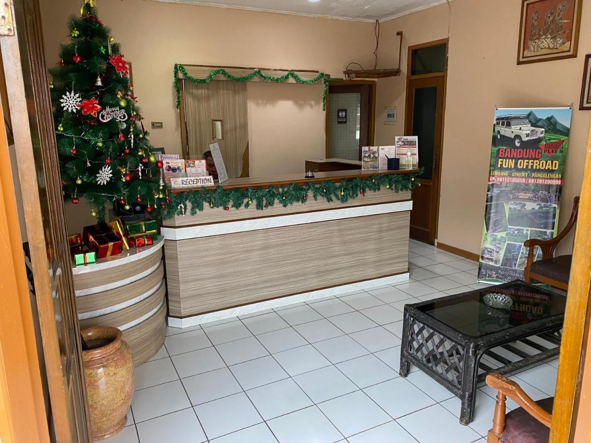 Hotel Puspa Sari تْشياتِر المظهر الخارجي الصورة