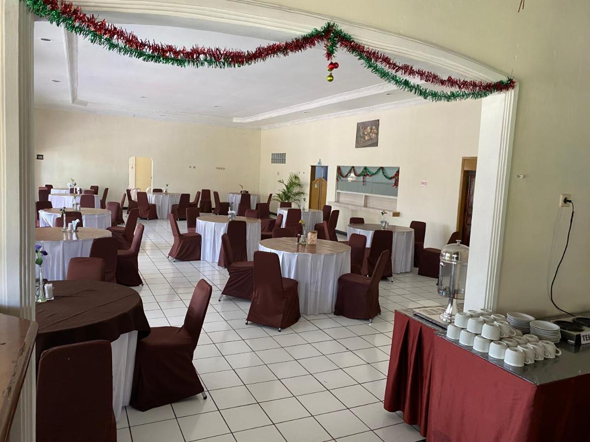 Hotel Puspa Sari تْشياتِر المظهر الخارجي الصورة