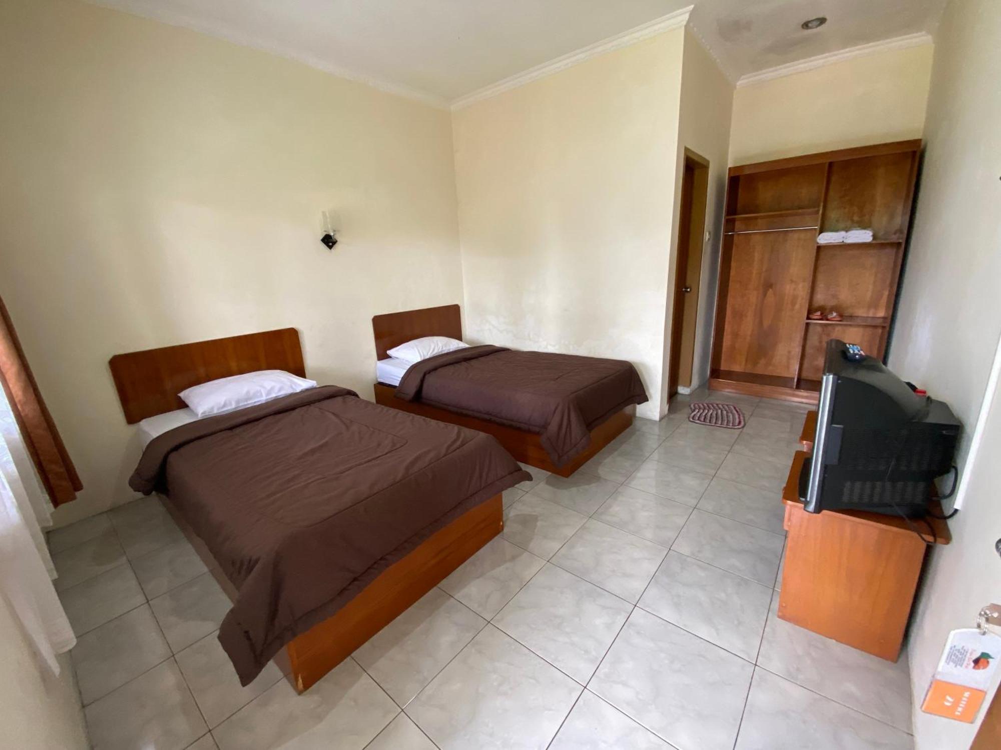 Hotel Puspa Sari تْشياتِر المظهر الخارجي الصورة